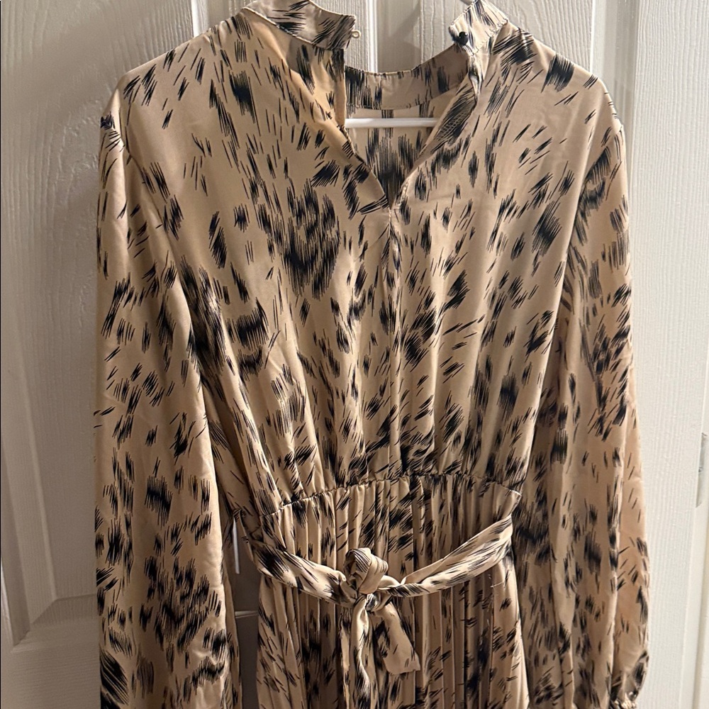 Beige and Black Printed Long Sleeve Women's Dress - Picture 3 of 3